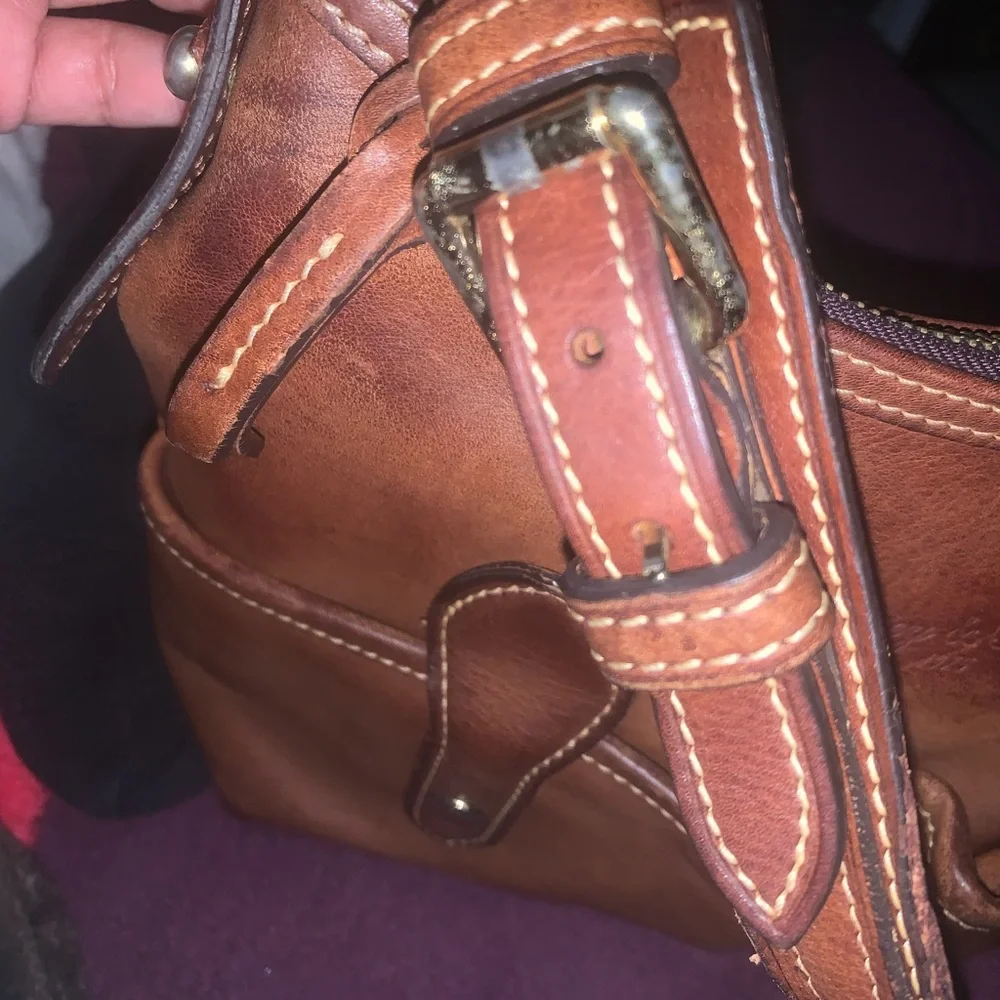 Dooney & Bourke Florentine Small Lucy - Chestnut - Picture 4 of 12